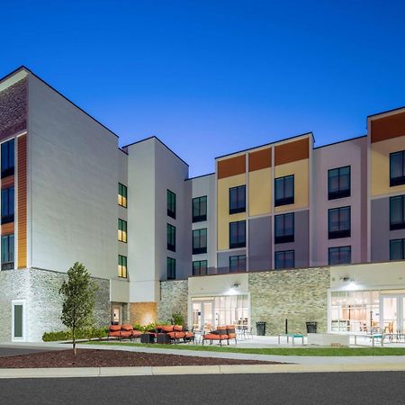 Hilton Garden Inn Brunswick Ngoại thất bức ảnh