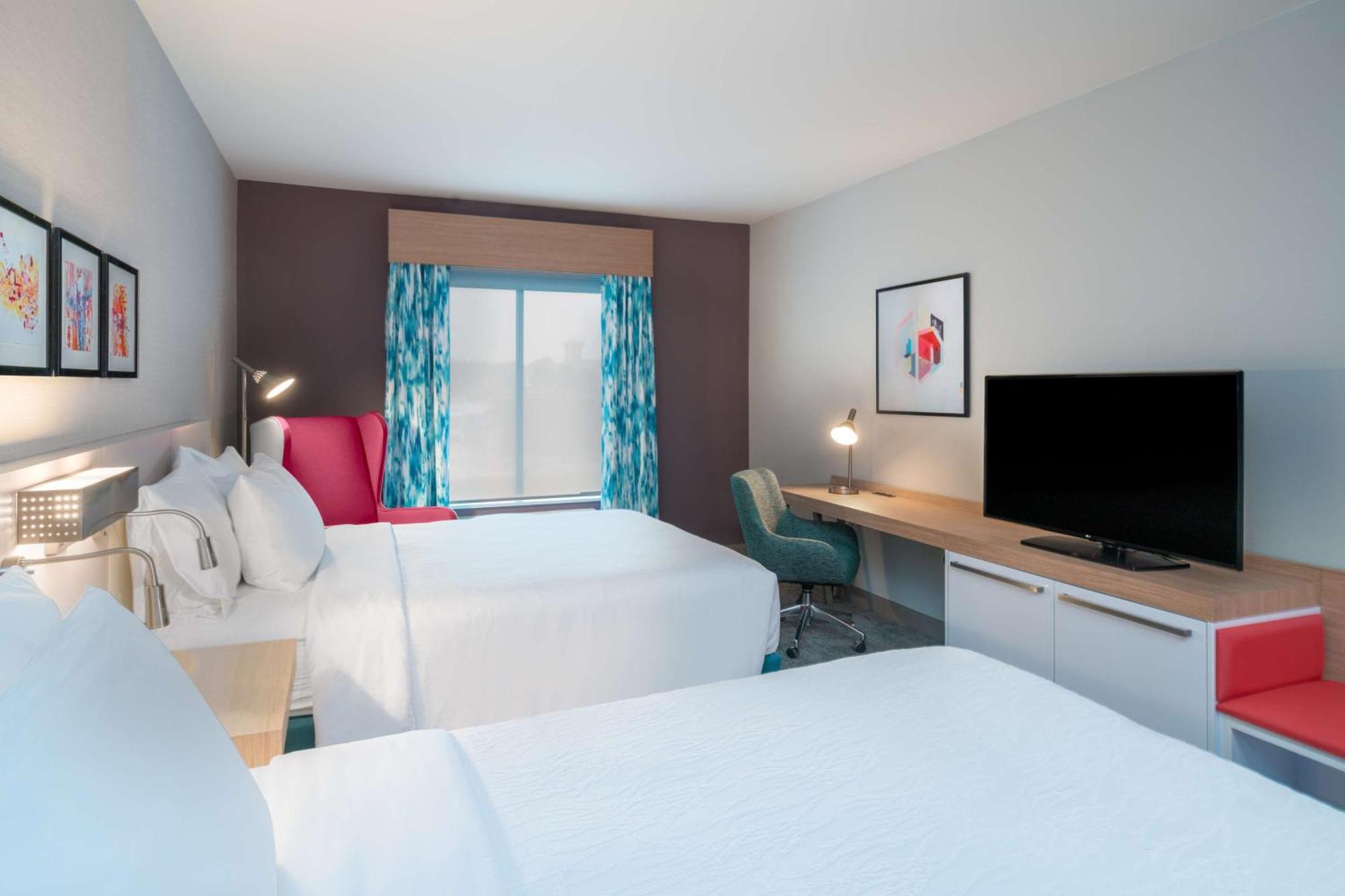 Hilton Garden Inn Brunswick Ngoại thất bức ảnh