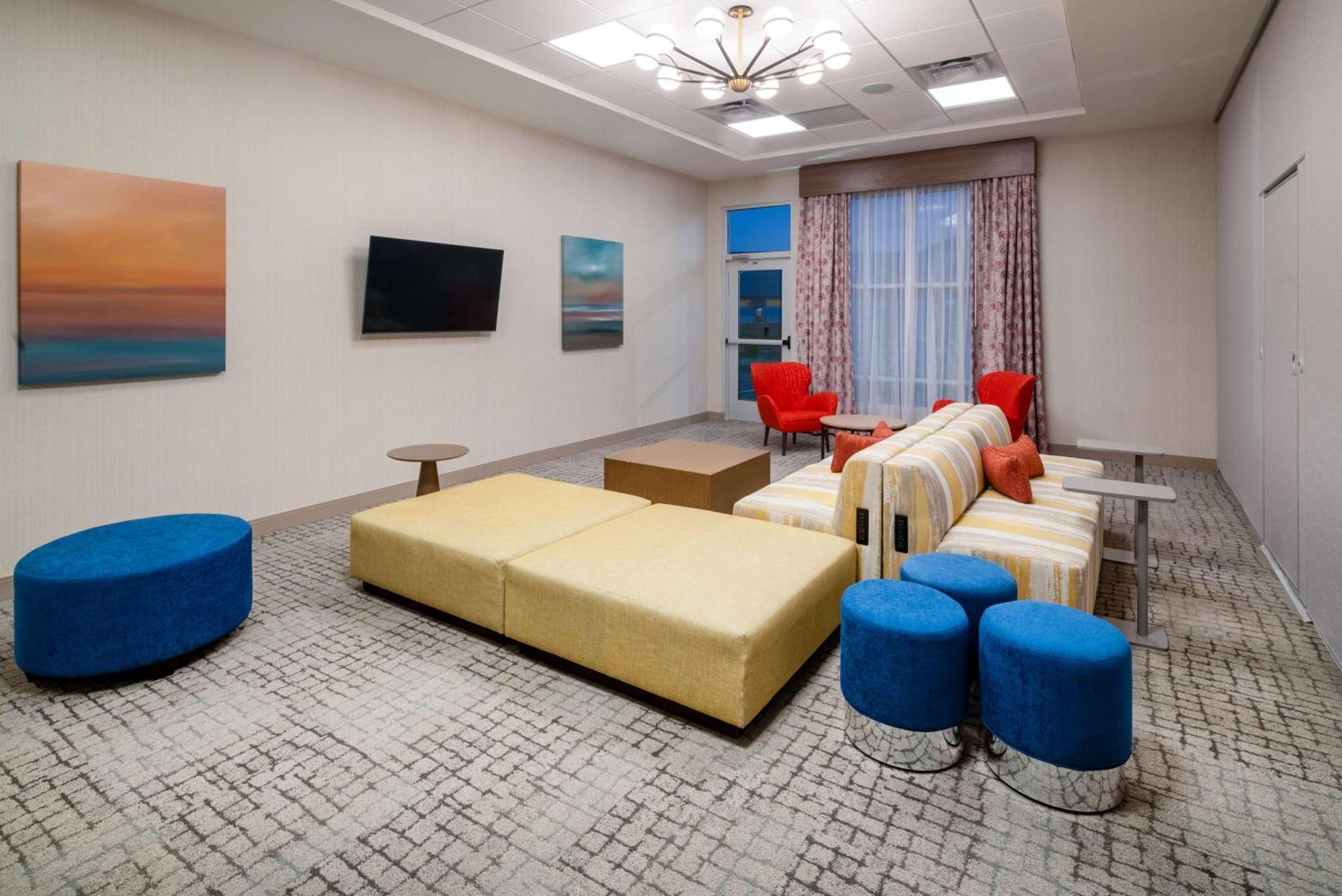 Hilton Garden Inn Brunswick Ngoại thất bức ảnh