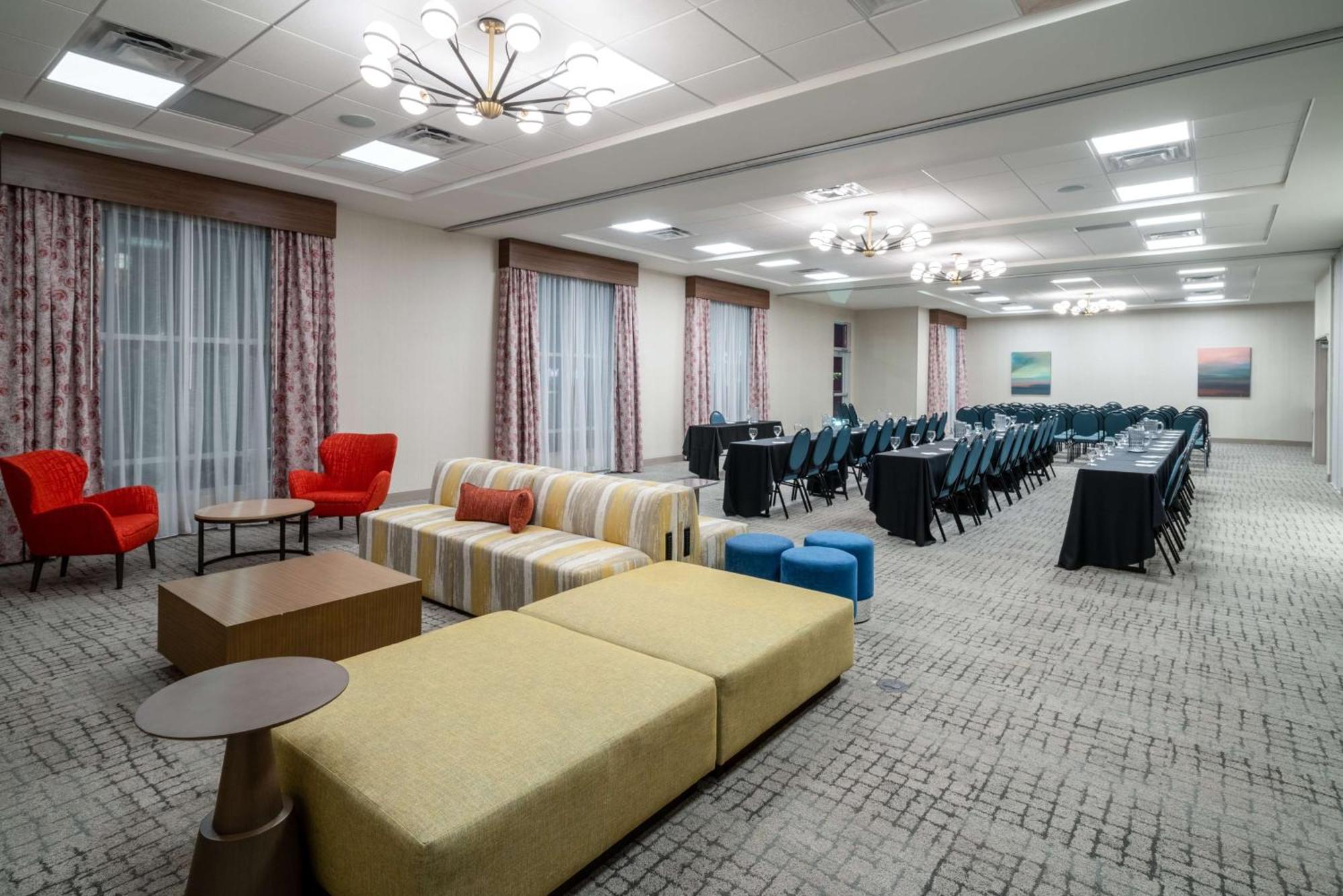 Hilton Garden Inn Brunswick Ngoại thất bức ảnh