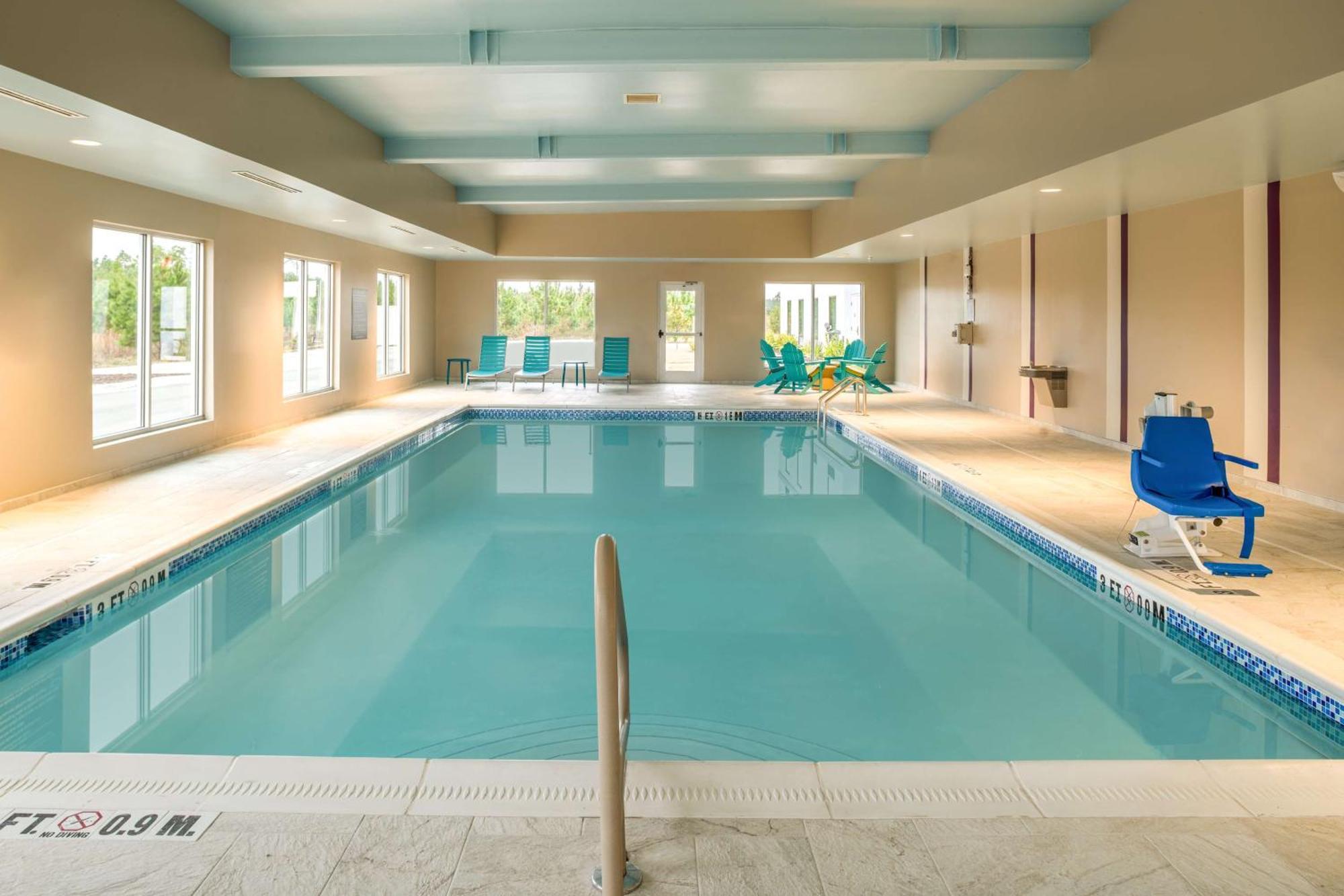 Hilton Garden Inn Brunswick Ngoại thất bức ảnh
